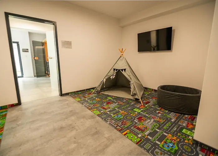 Apartment Invest Centrum Park 4 *